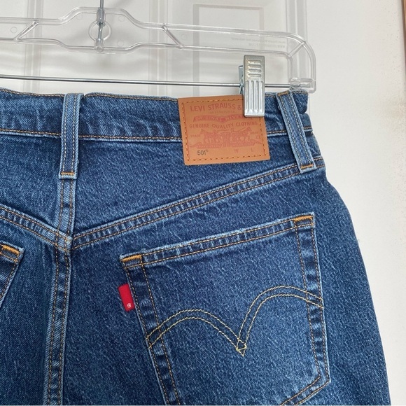 Levi’s Original 501 Button Fly Jeans Shorts Size 27 - Picture 5 of 10